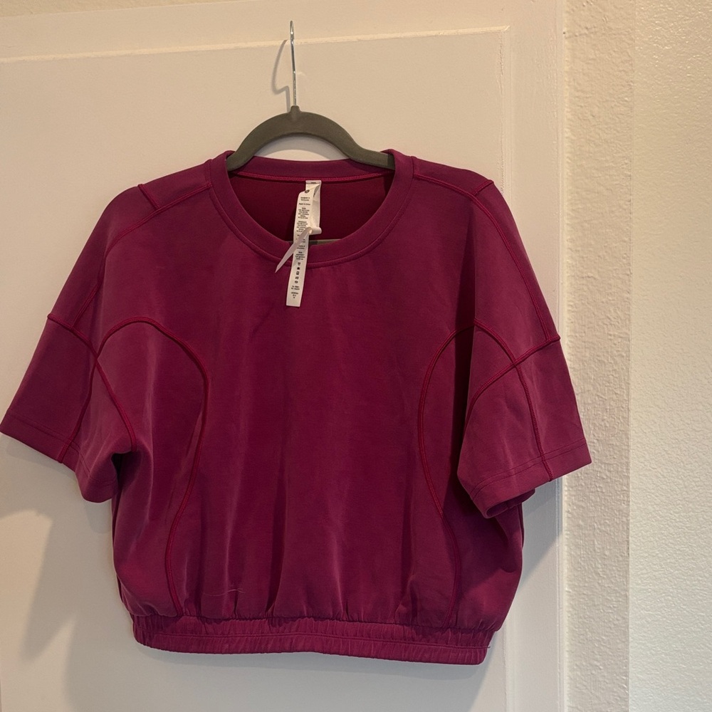 Lululemon Athletica Berry Short Sleeve Top